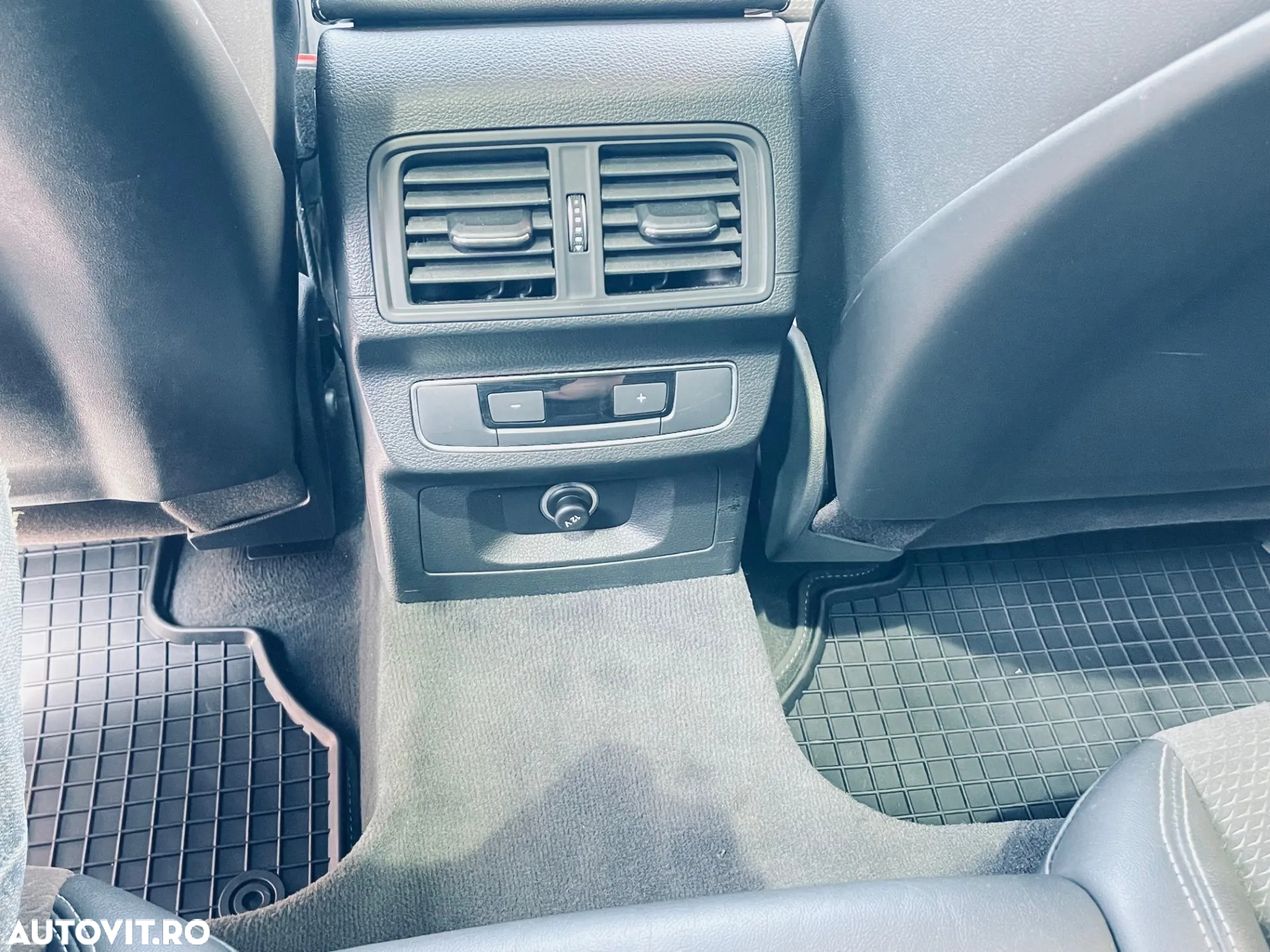 Audi Q5 40 TDI quattro S tronic sport - 16