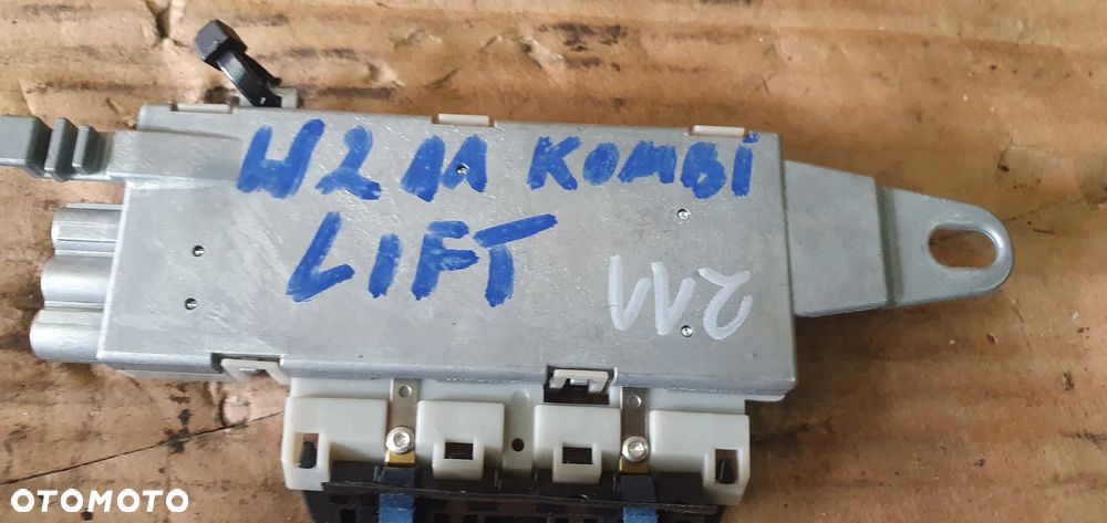 Wzmacniacz anteny moduł Mercedes W211 A2118203089 - 6