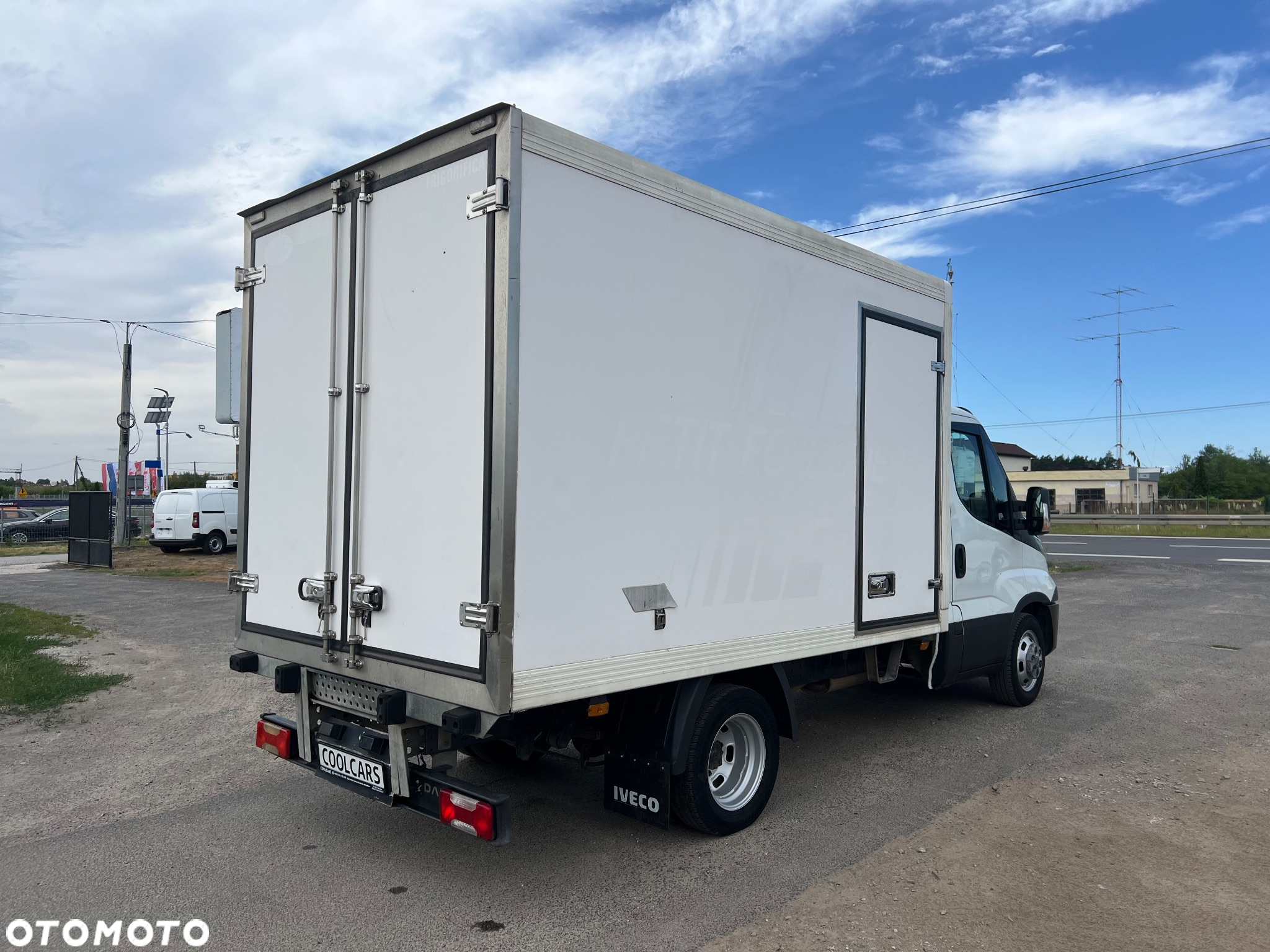 Iveco Daily 35C14 Carrier Xarios 350 (325) - 9