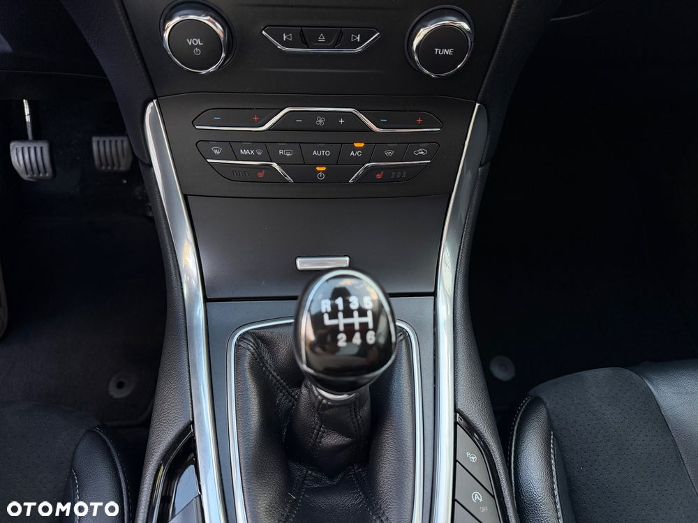 Ford S-Max 2.0 TDCi Titanium - 30