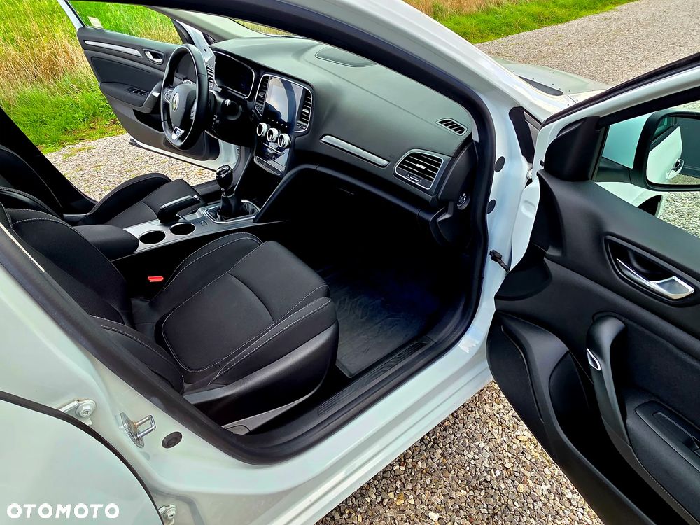Renault Megane - 11
