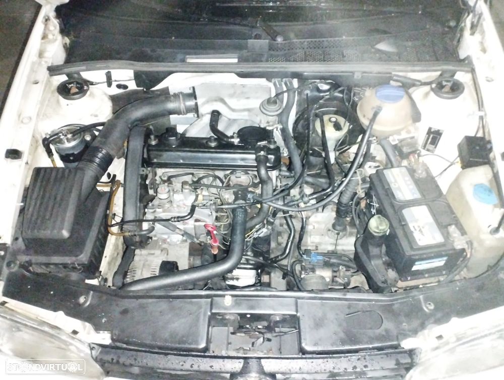 VW Golf 1.9 D CL - 8