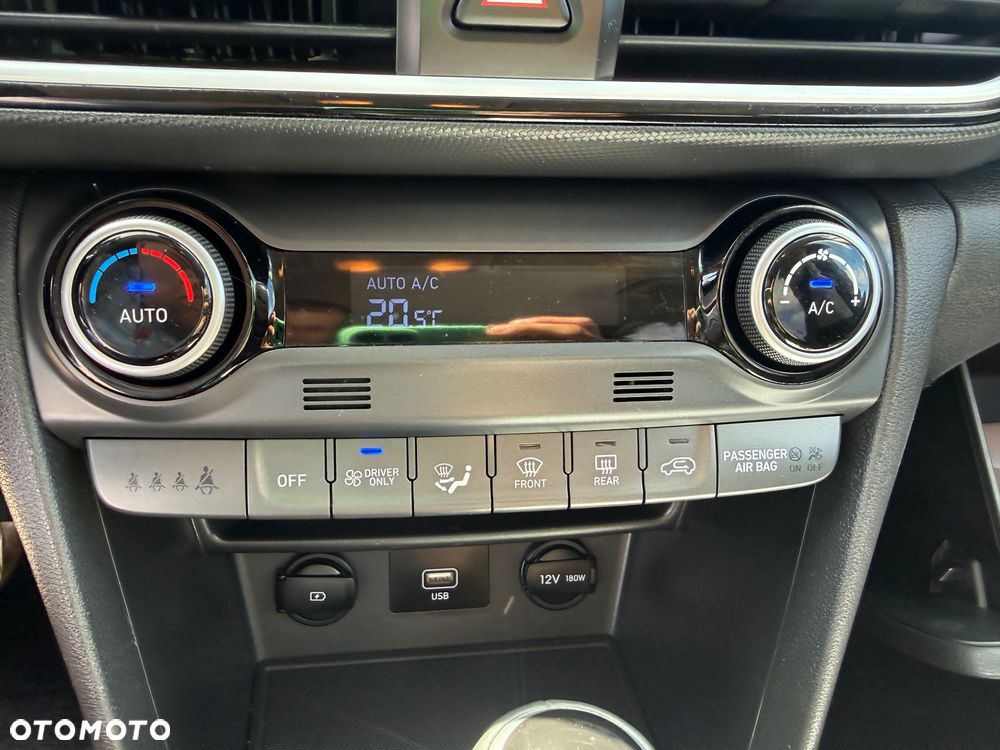 Hyundai Kona - 17