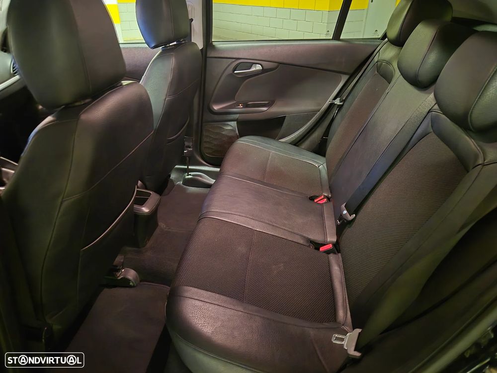 Fiat Tipo 1.3 M-Jet Lounge - 29