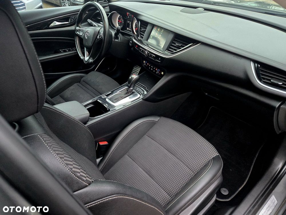 Opel Insignia 1.5 T Innovation S&S - 14