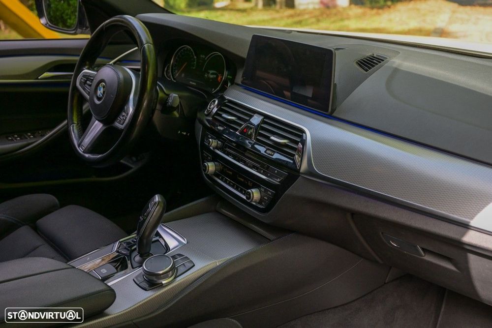 BMW 520 d Pack M Auto - 31