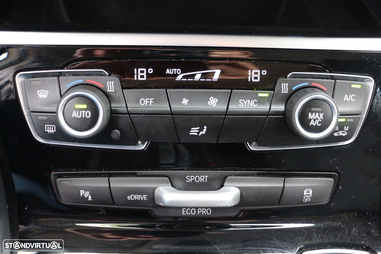 BMW 225xe Active Tourer Advantage - 32