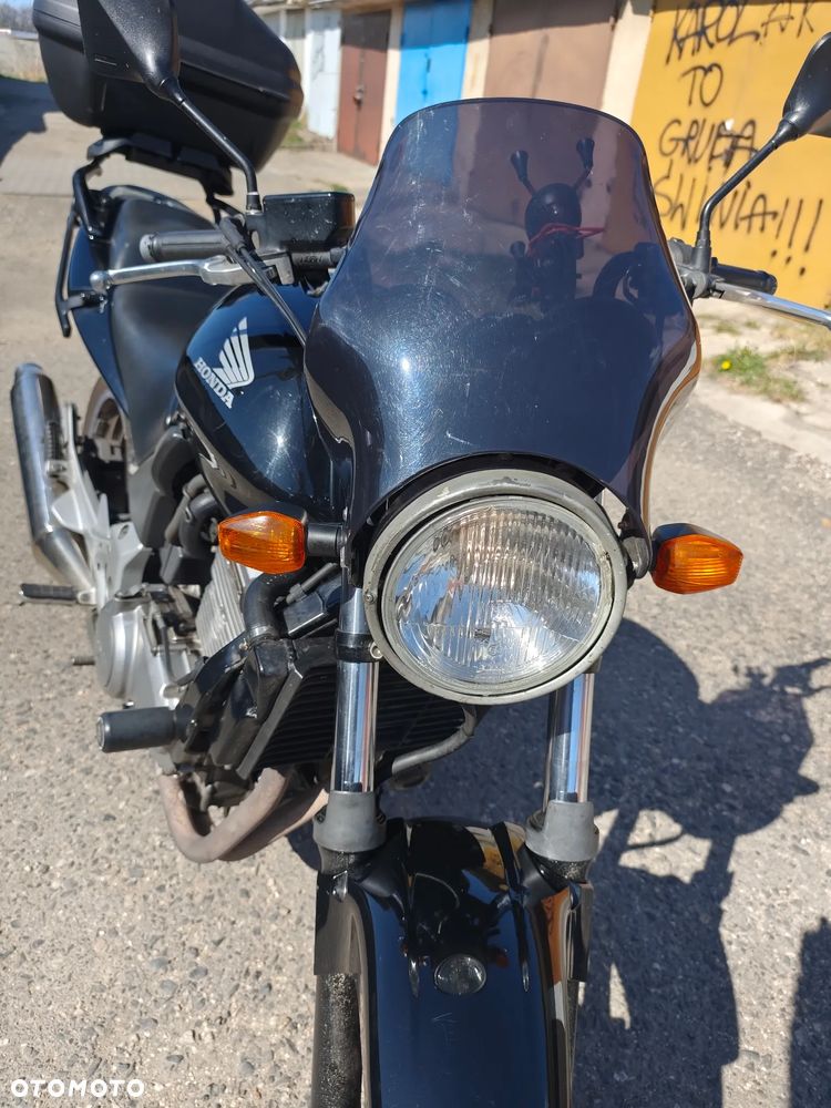 Honda CBF - 3