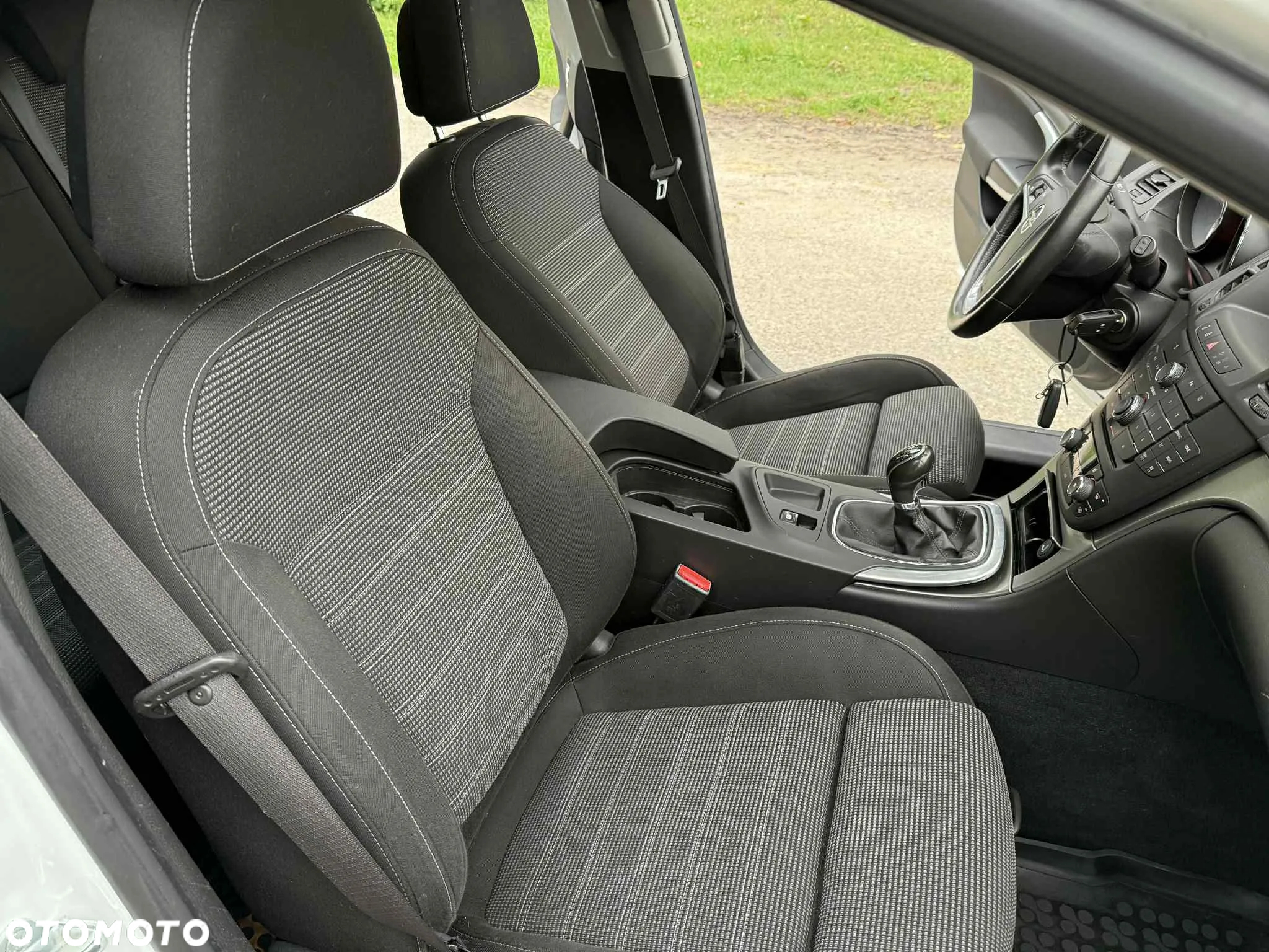 Opel Insignia 2.0 CDTI Cosmo - 24