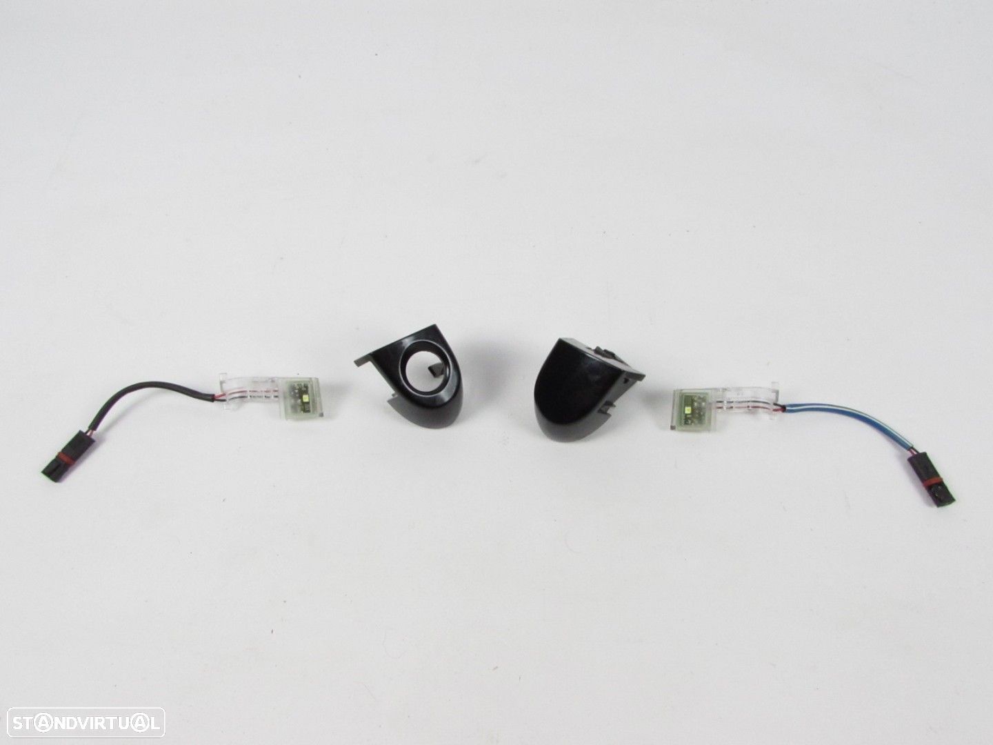 Luzes de cortesia  EM LED/ PUNHOS DAS PORTAS SEMI-NOVO/ ORIGINAL BMW 1 (F21)/BMW... - 1
