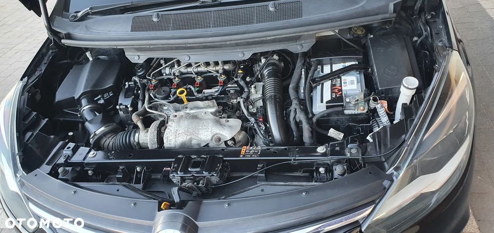 Opel Zafira - 16
