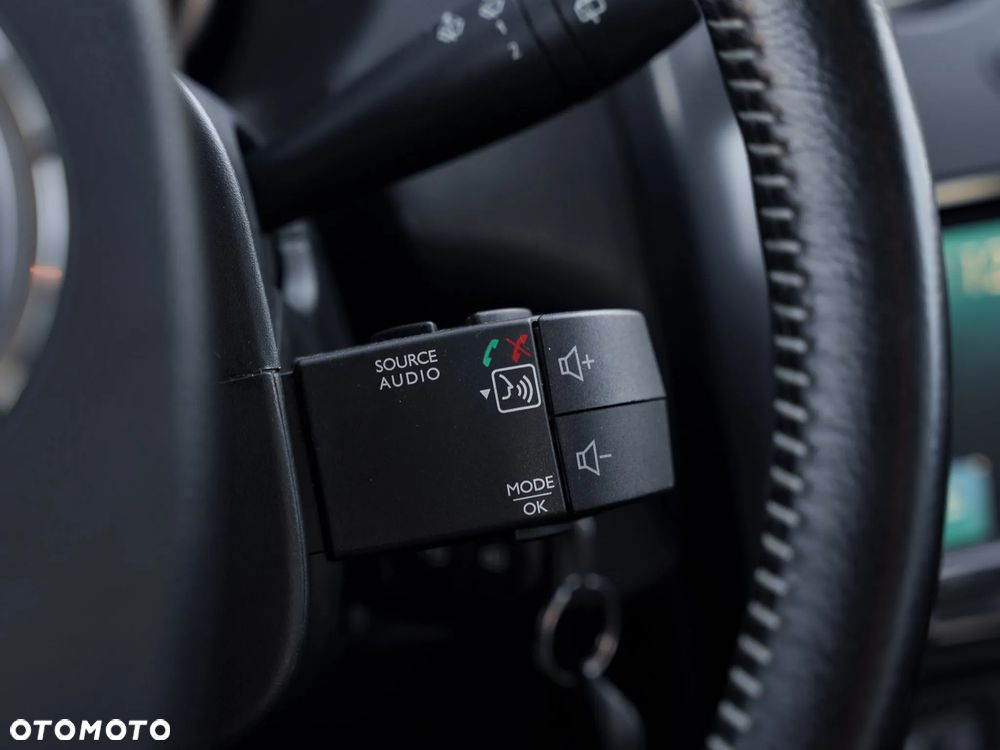 Dacia Duster dCi 110 FAP 4x2 Prestige - 36