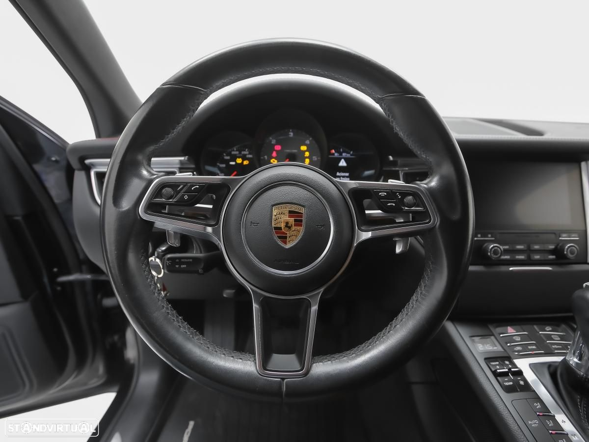 Porsche Macan S - 17