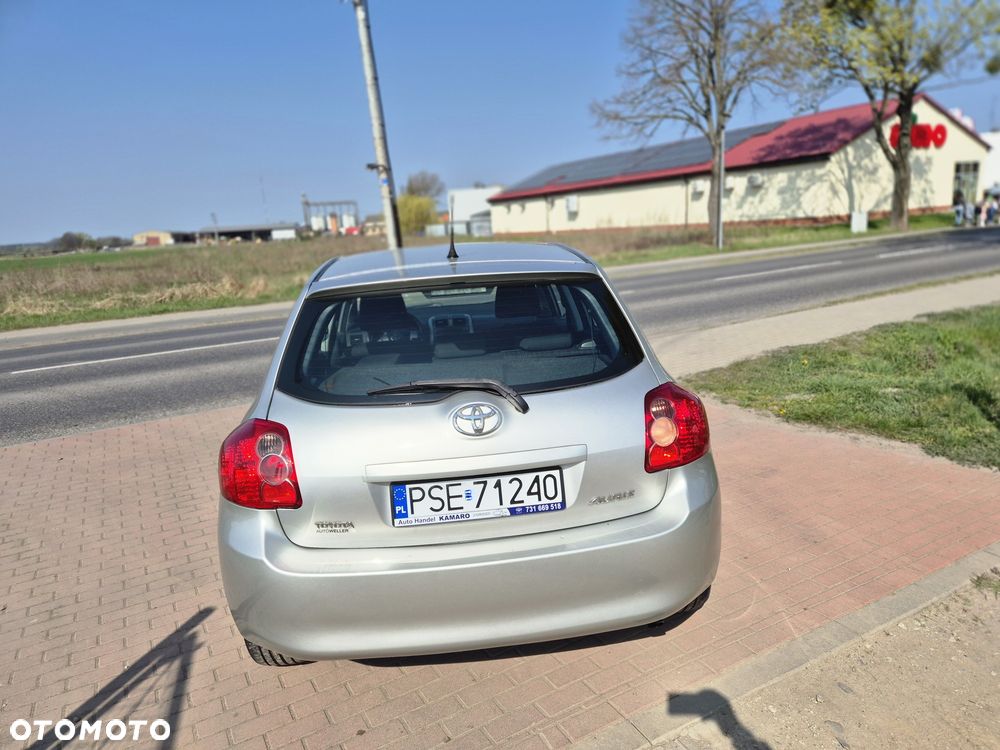 Toyota Auris - 5