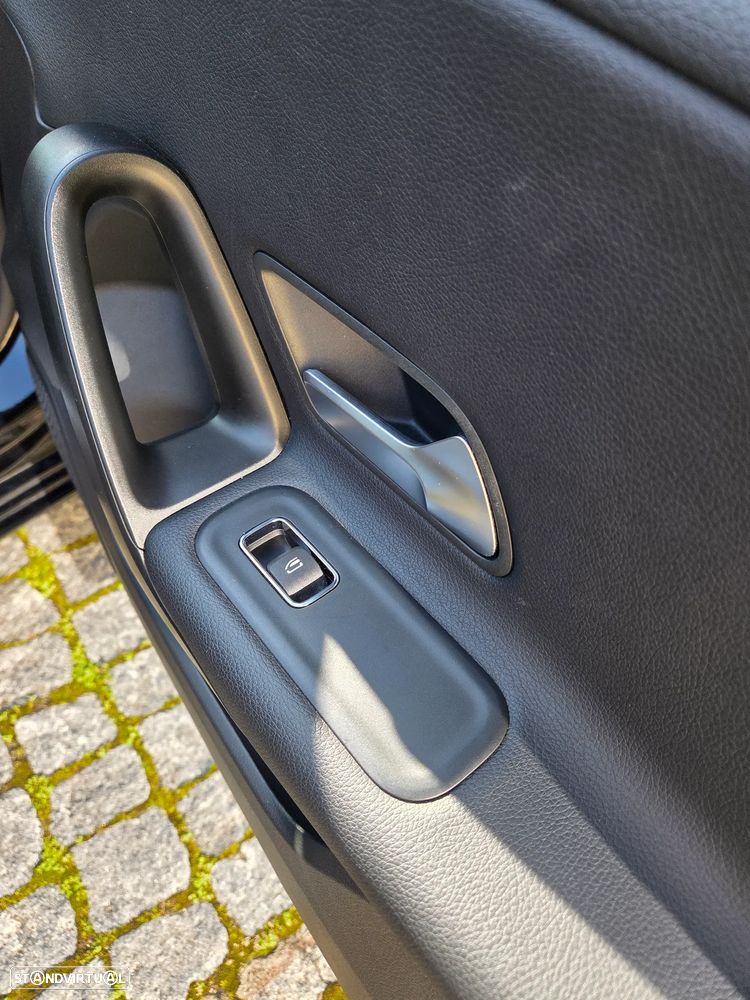 Mercedes-Benz A 250 Limousine e Style Plus - 2