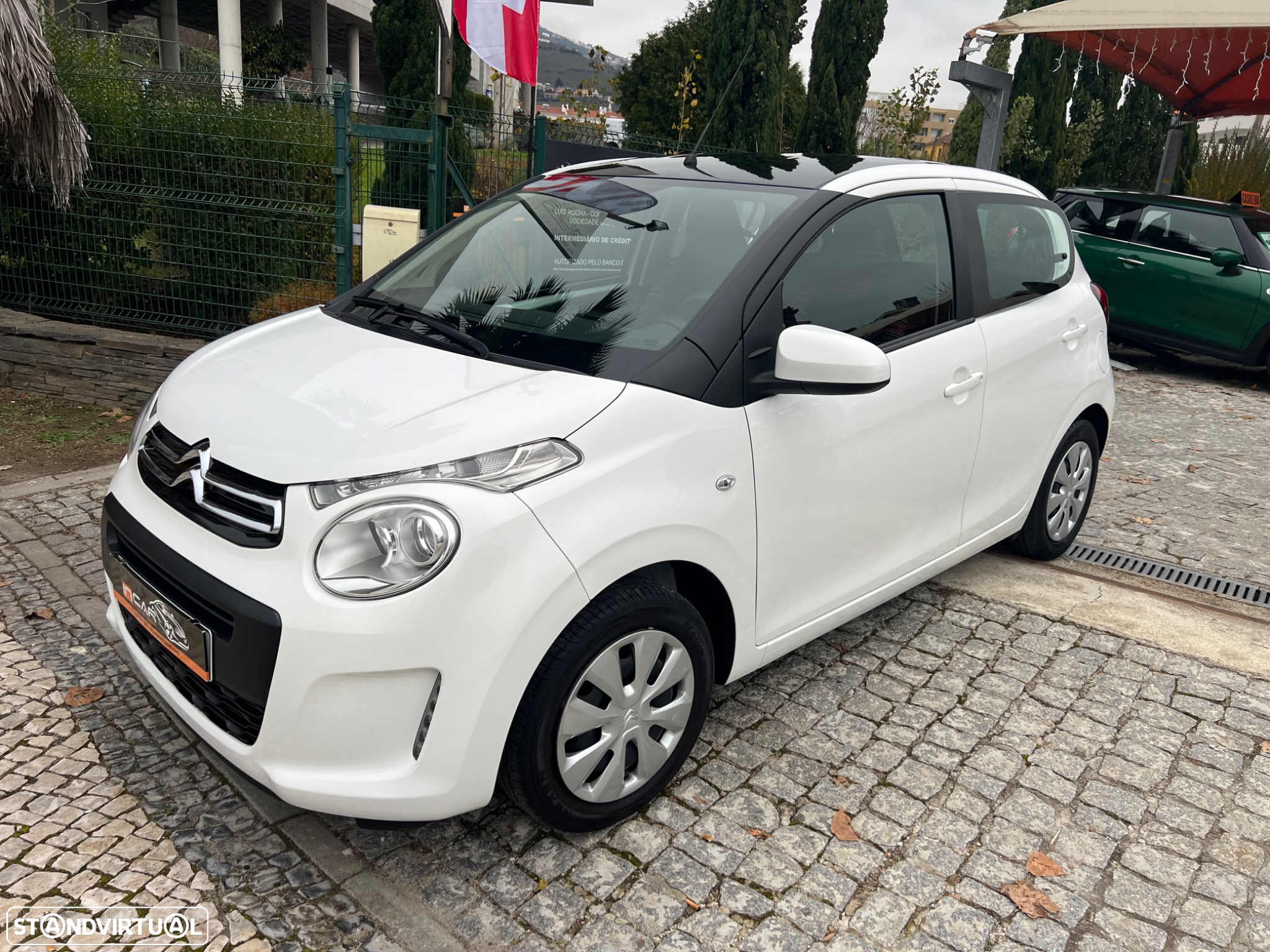 Citroën C1 1.0 VTi Feel S&S - 16
