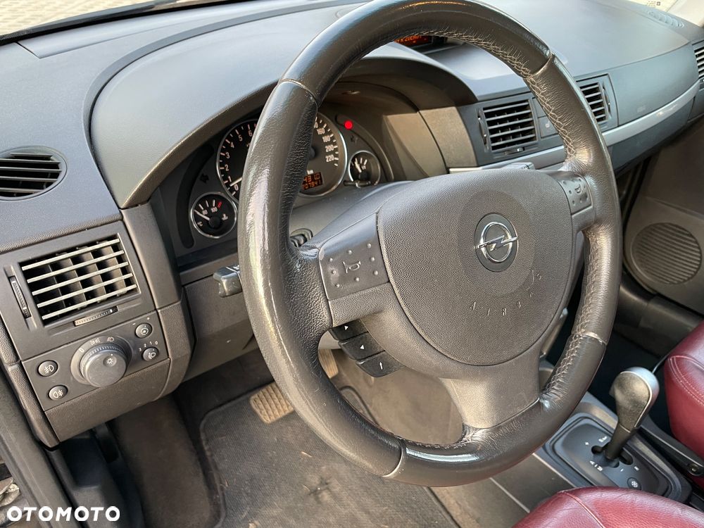 Opel Meriva 1.6 16V Cosmo Easytronic - 18