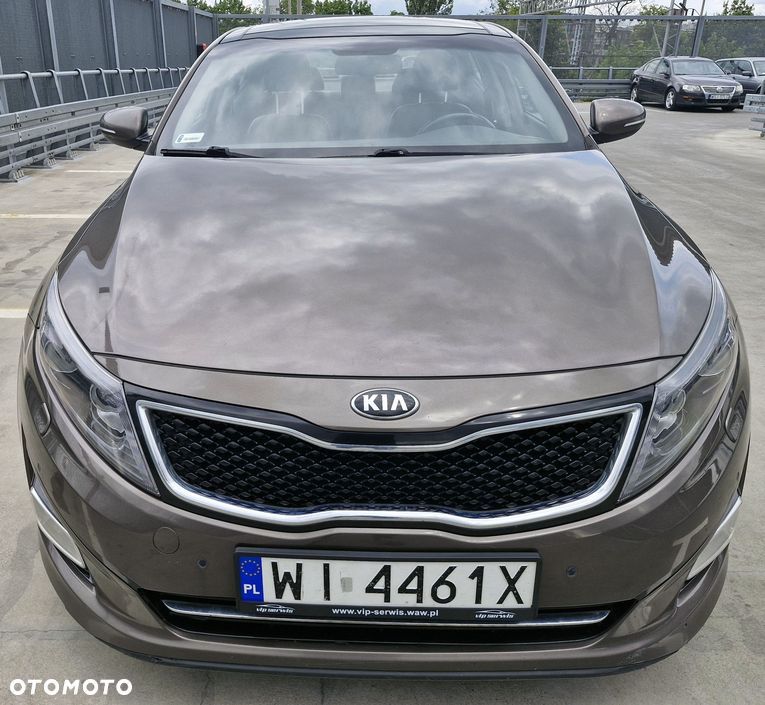 Kia Optima 2.0 L - 1