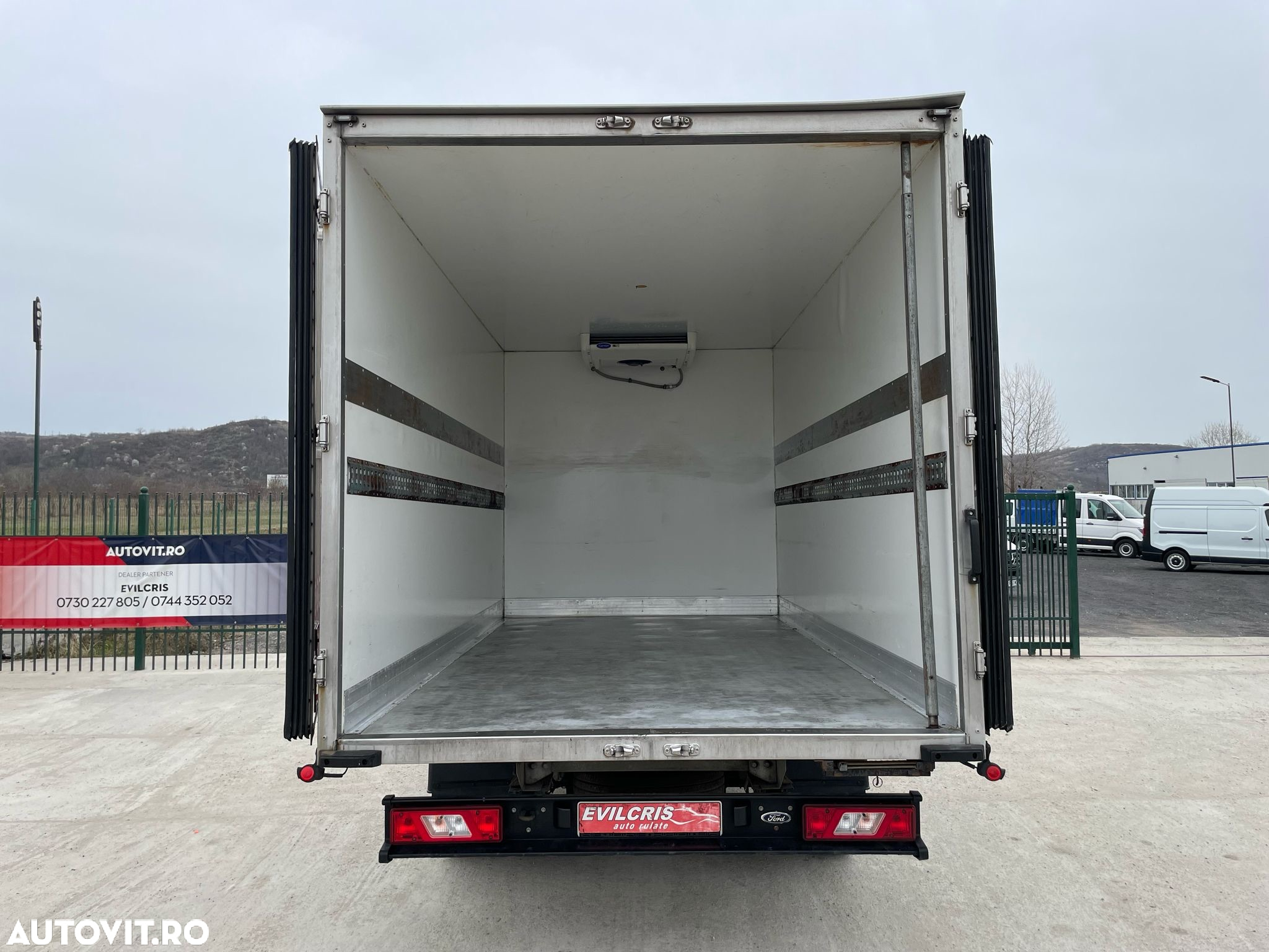 Ford Transit FRIGORIFIC 8 EUROPALETI AXA DUBLA SPATE - 3