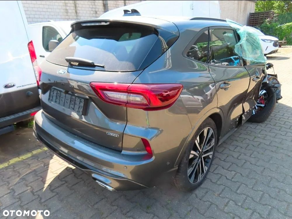 Ford Kuga 2.5P PHEV FWD ST-Line X - 2