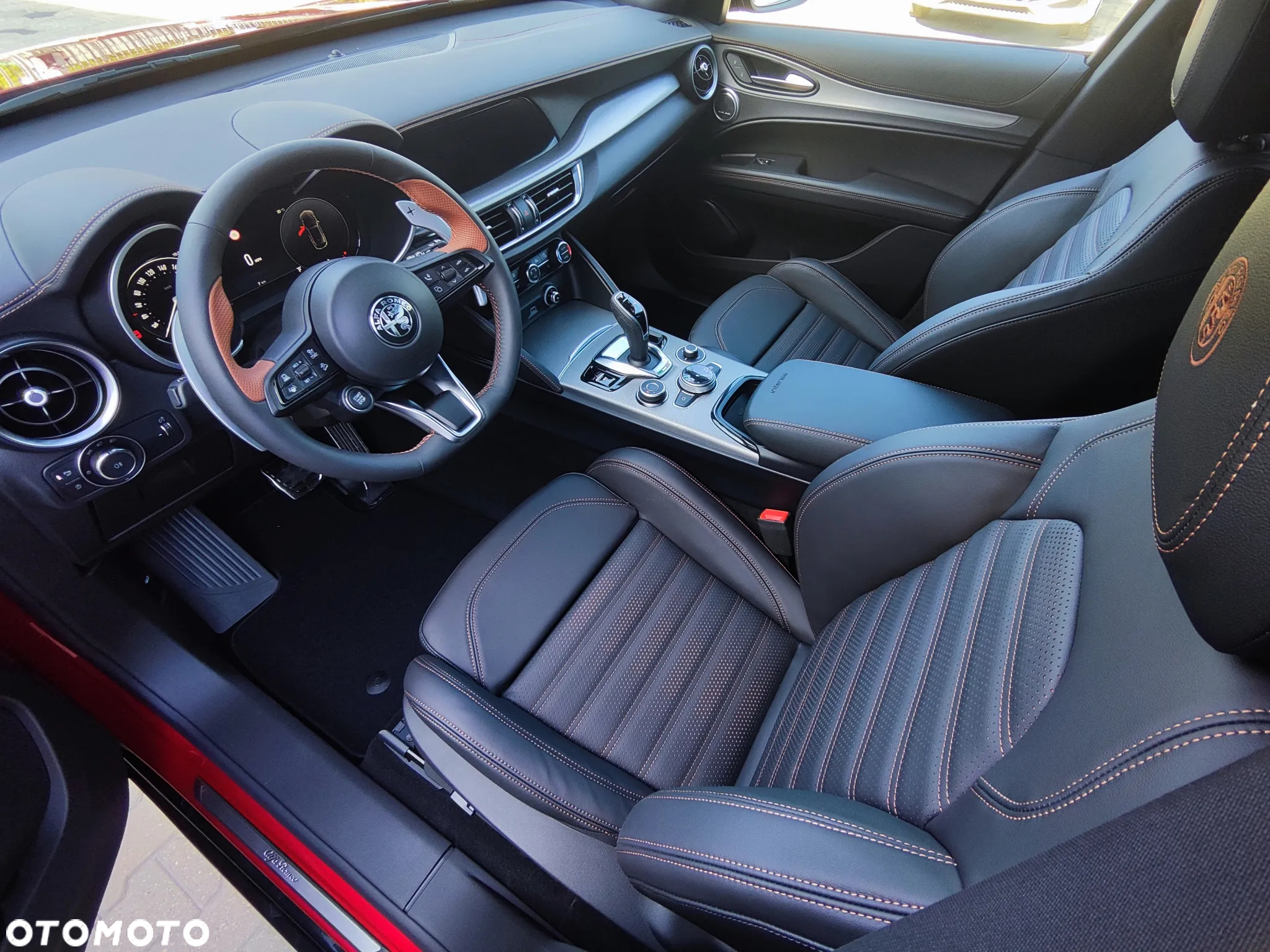 Alfa Romeo Stelvio 2.0 Turbo Intensa Q4 - 16