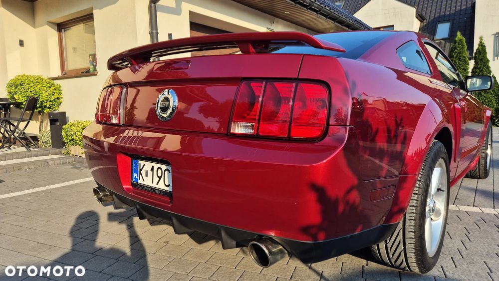 Ford Mustang 4.6 V8 GT - 31