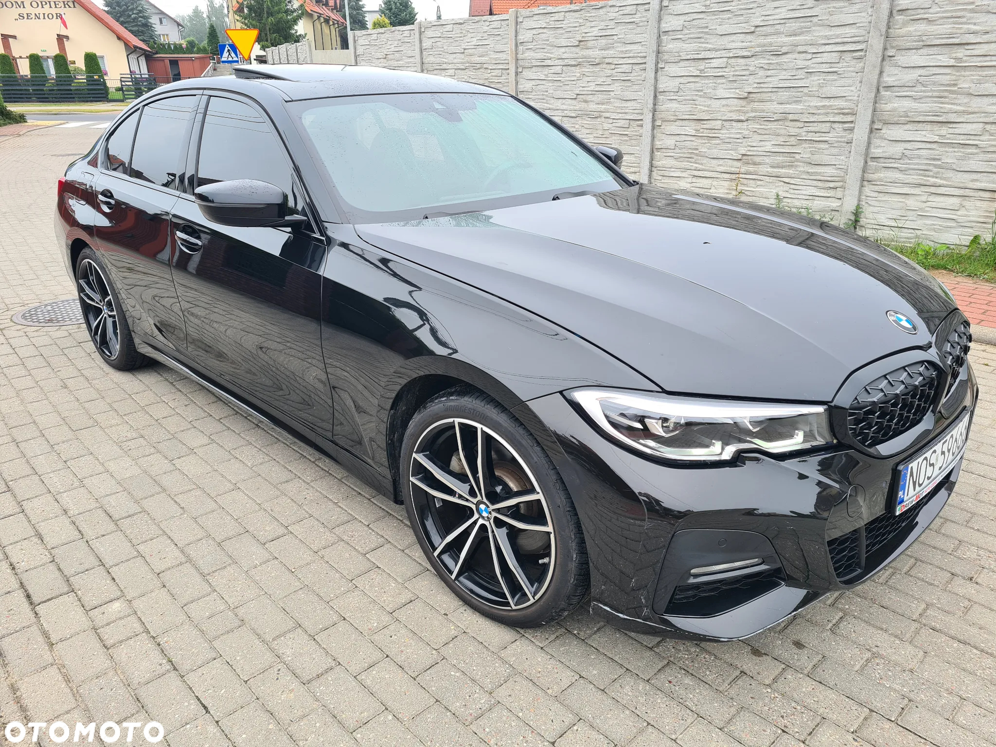 BMW Seria 3 330i xDrive M Sport - 2