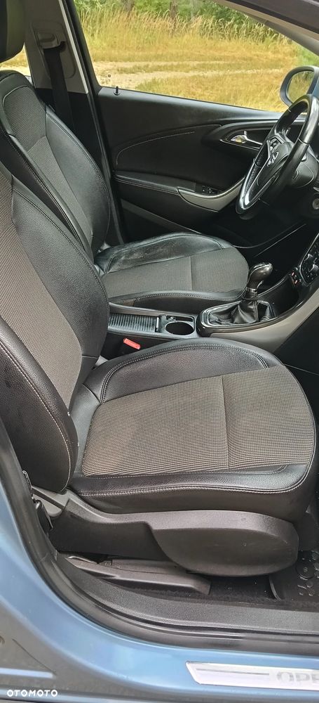 Opel Astra 1.4 Turbo - 11