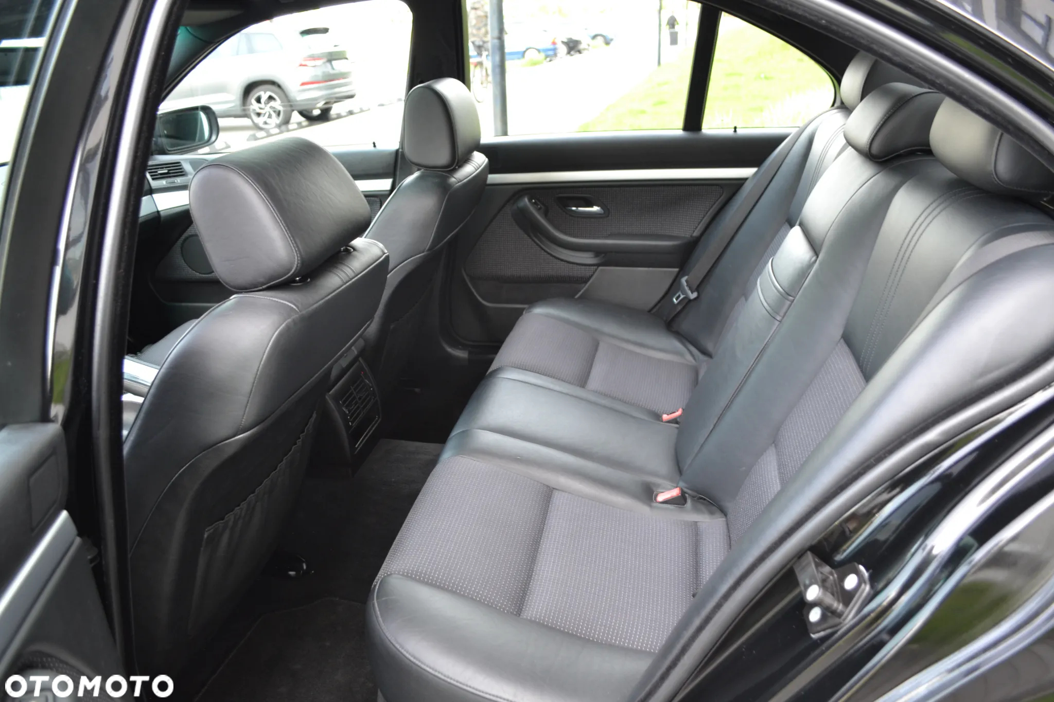 BMW Seria 5 525i - 18