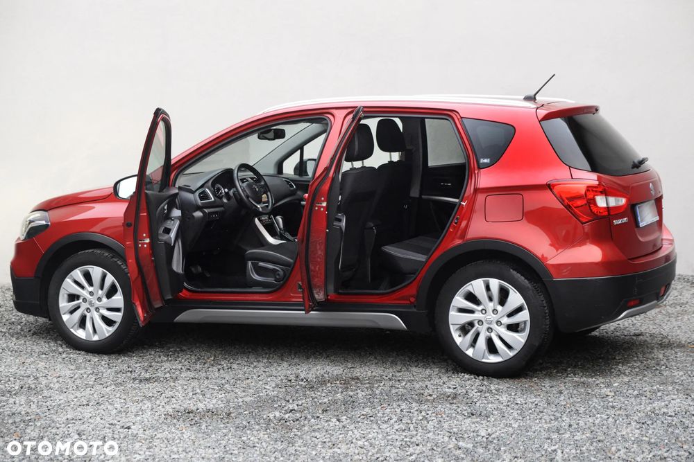 Suzuki SX4 S-Cross 1.4 T Elegance Sun 4WD - 22