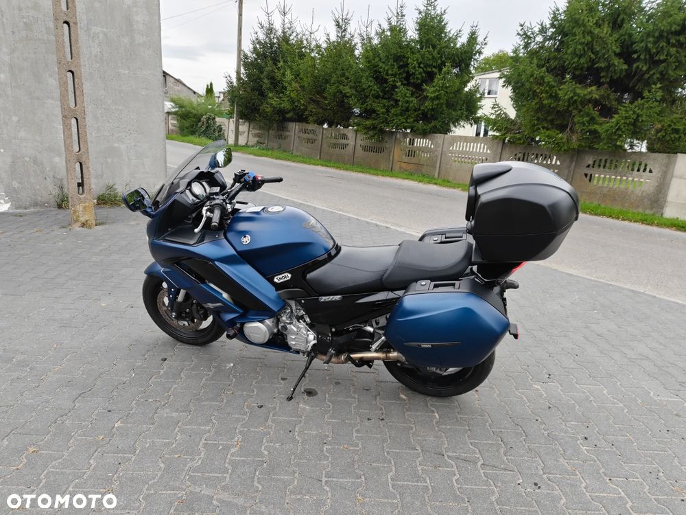Yamaha FJR - 9