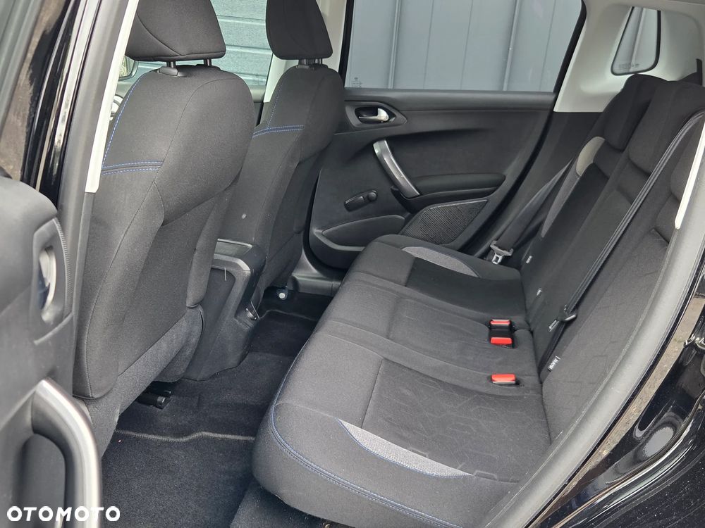 Peugeot 2008 1.2 Pure Tech Active S&S - 18