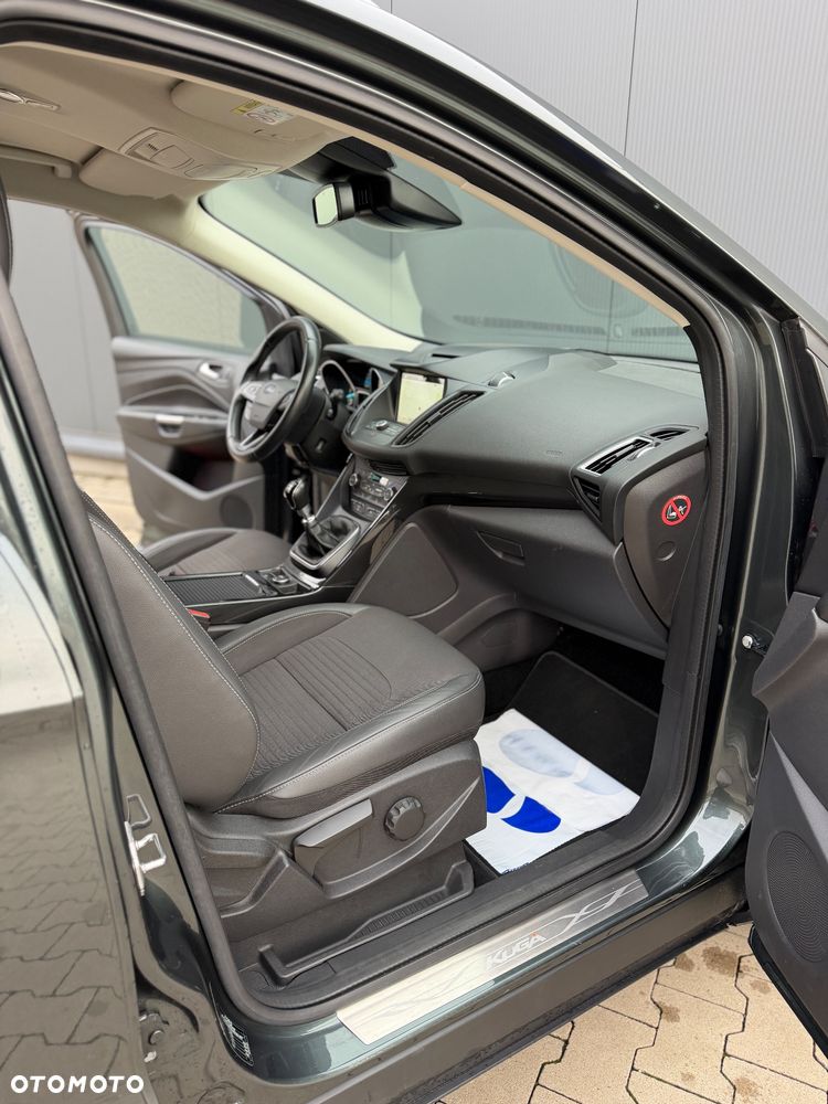 Ford Kuga 1.5 EcoBoost FWD Titanium Plus ASS - 23