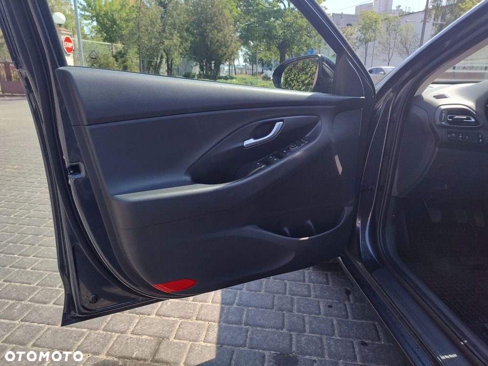 Hyundai i30 1.0 T-GDI Smart - 9