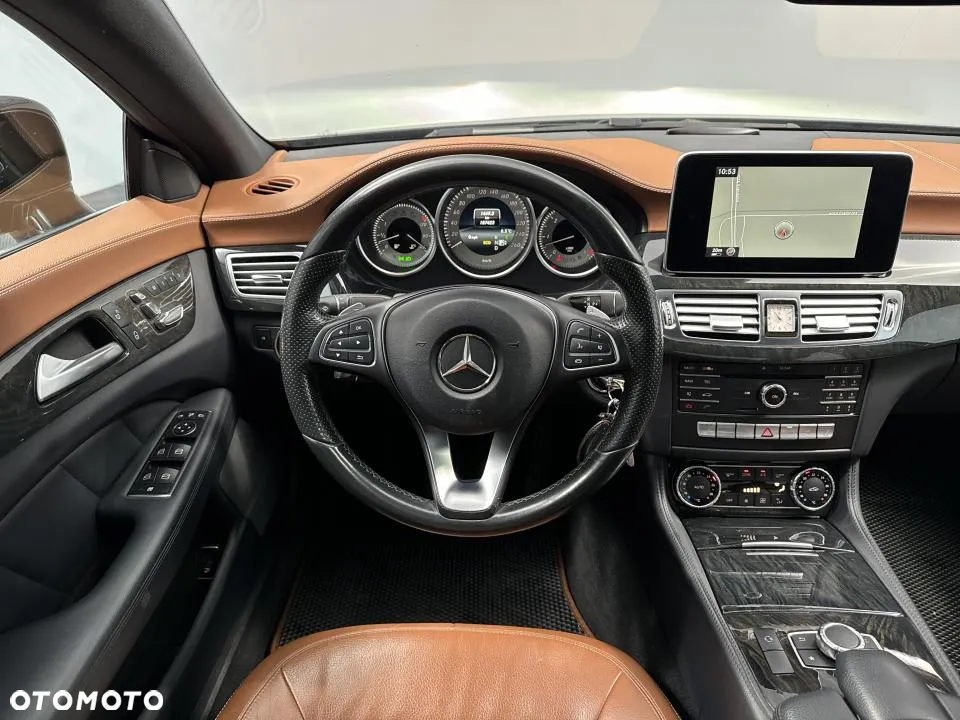 Mercedes-Benz CLS 350 BlueTEC 4-Matic - 24