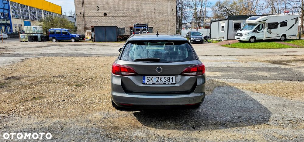 Opel Astra 1.6 CDTI Sport - 4