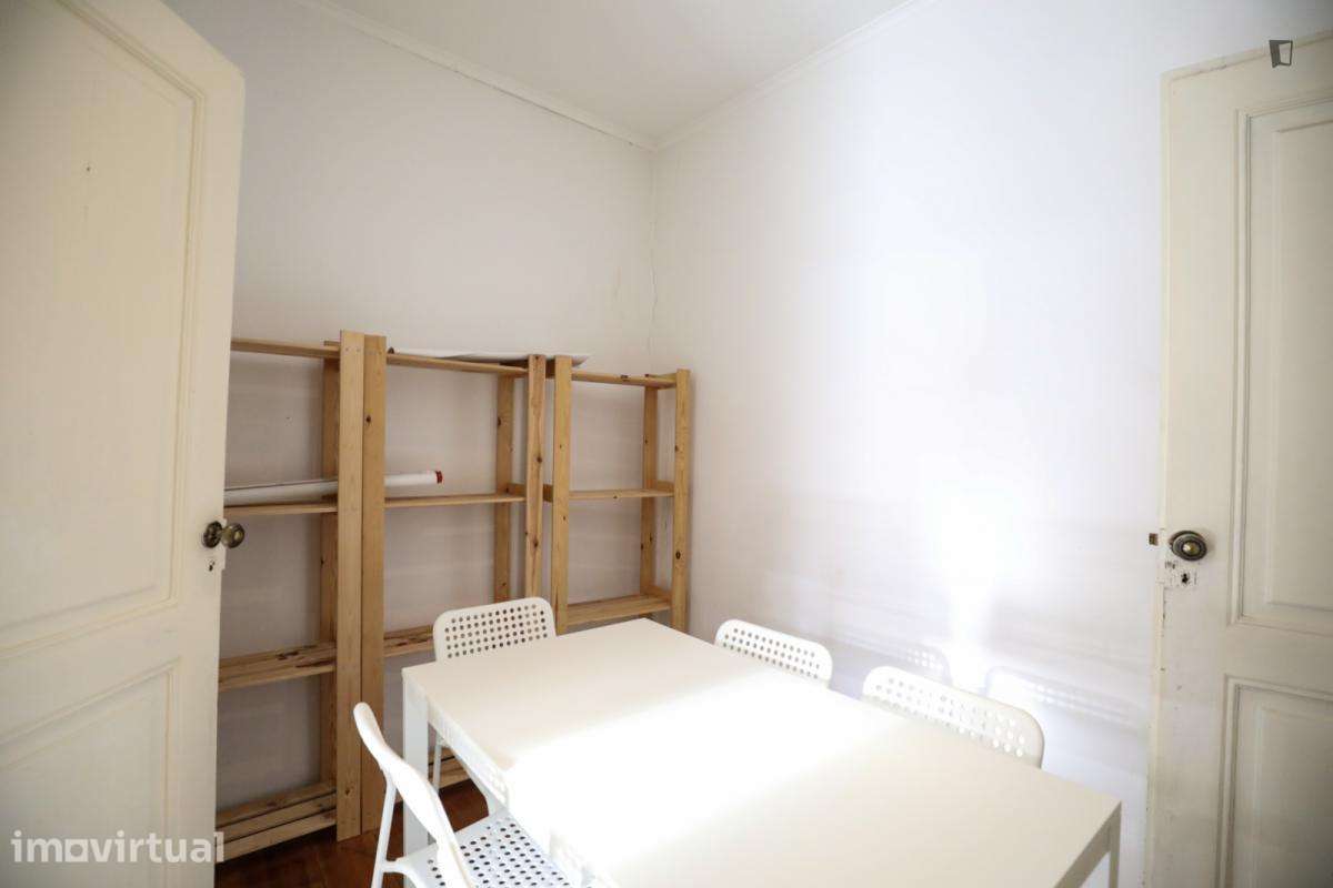 Quarto - localizado em Arroios Lisbon - Grande imagem: 3/40