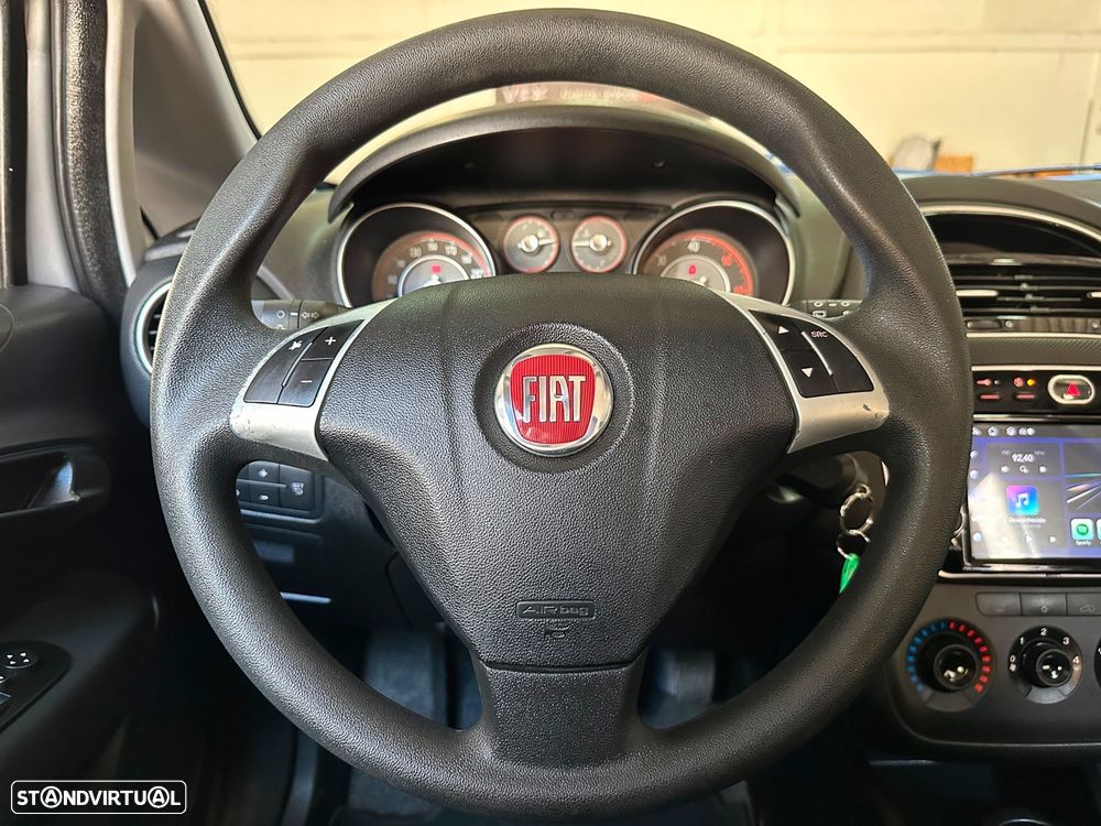 Fiat Punto 1.3 M-Jet Lounge S&S - 16