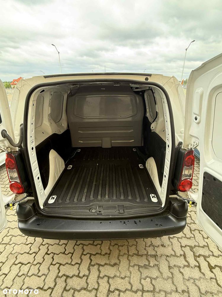 Citroën BERLINGO - 10