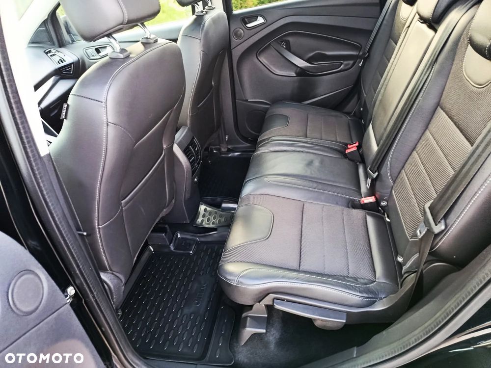 Ford Kuga 2.0 TDCi 4x4 Titanium - 23