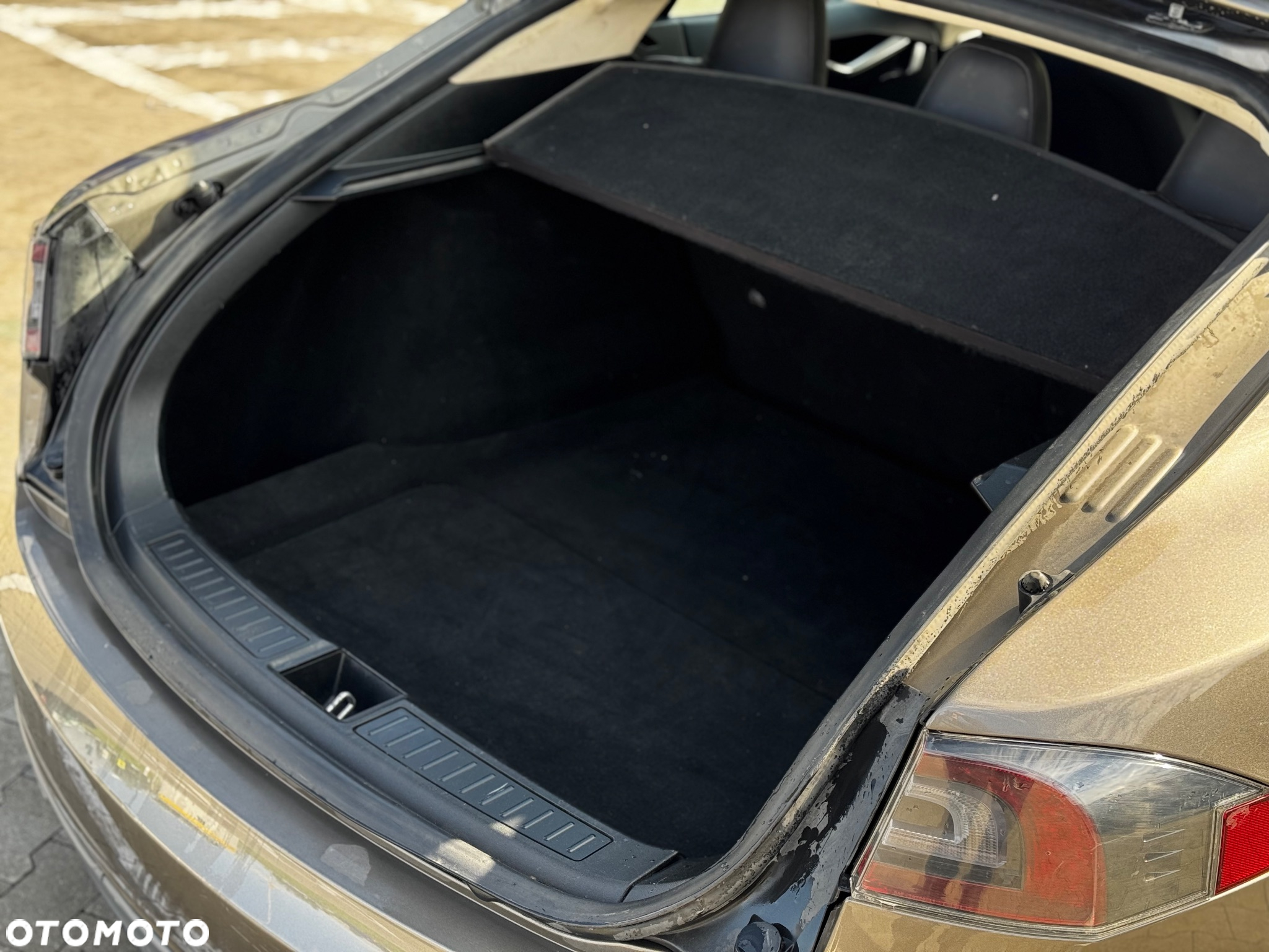 Tesla Model S Long Range Plus - 11