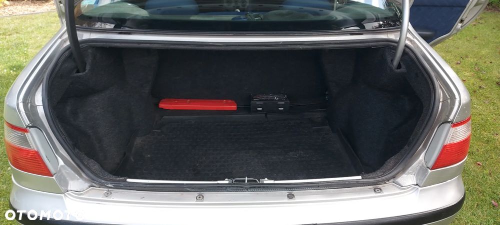 Fiat Albea 1.2 16V Actual / EL - 11