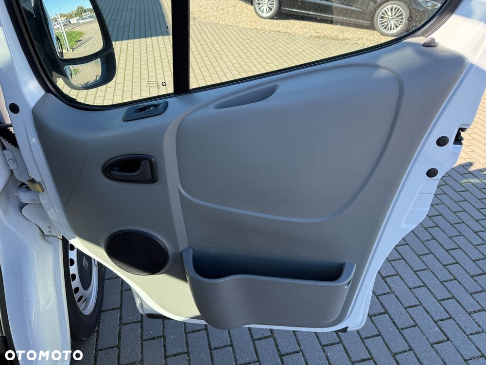 Opel VIVARO - 10