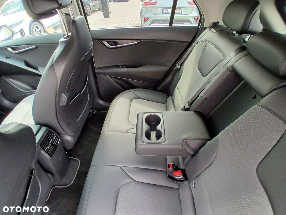 Kia Niro - 25