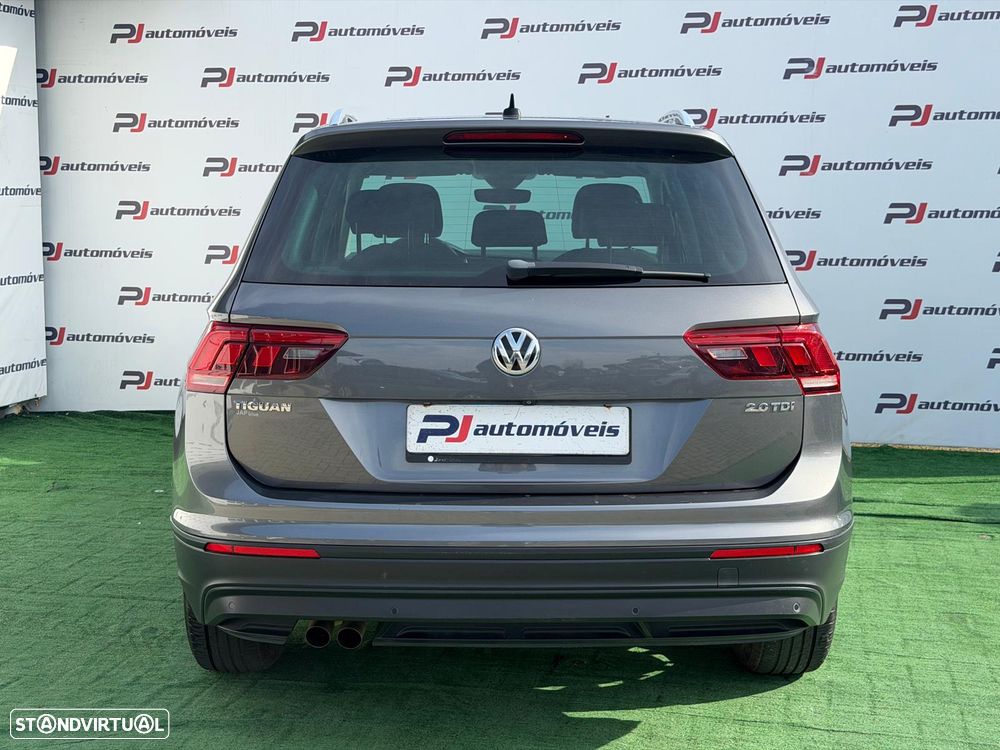 VW Tiguan 2.0 TDI Confortline DSG - 8