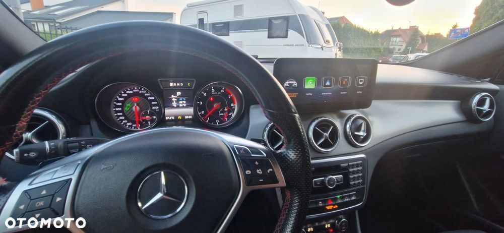 Mercedes-Benz GLA 45 AMG 4Matic 7G-DCT - 4