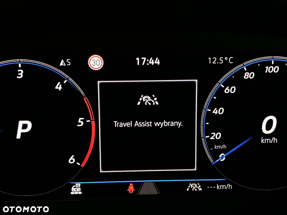 Volkswagen Arteon 2.0 TDI R-Line DSG - 22