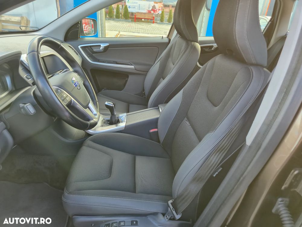 Volvo XC 60 D4 Summum - 6