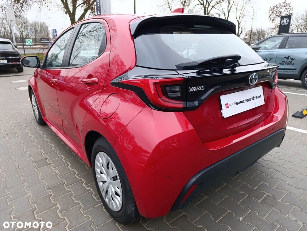 Toyota Yaris - 8