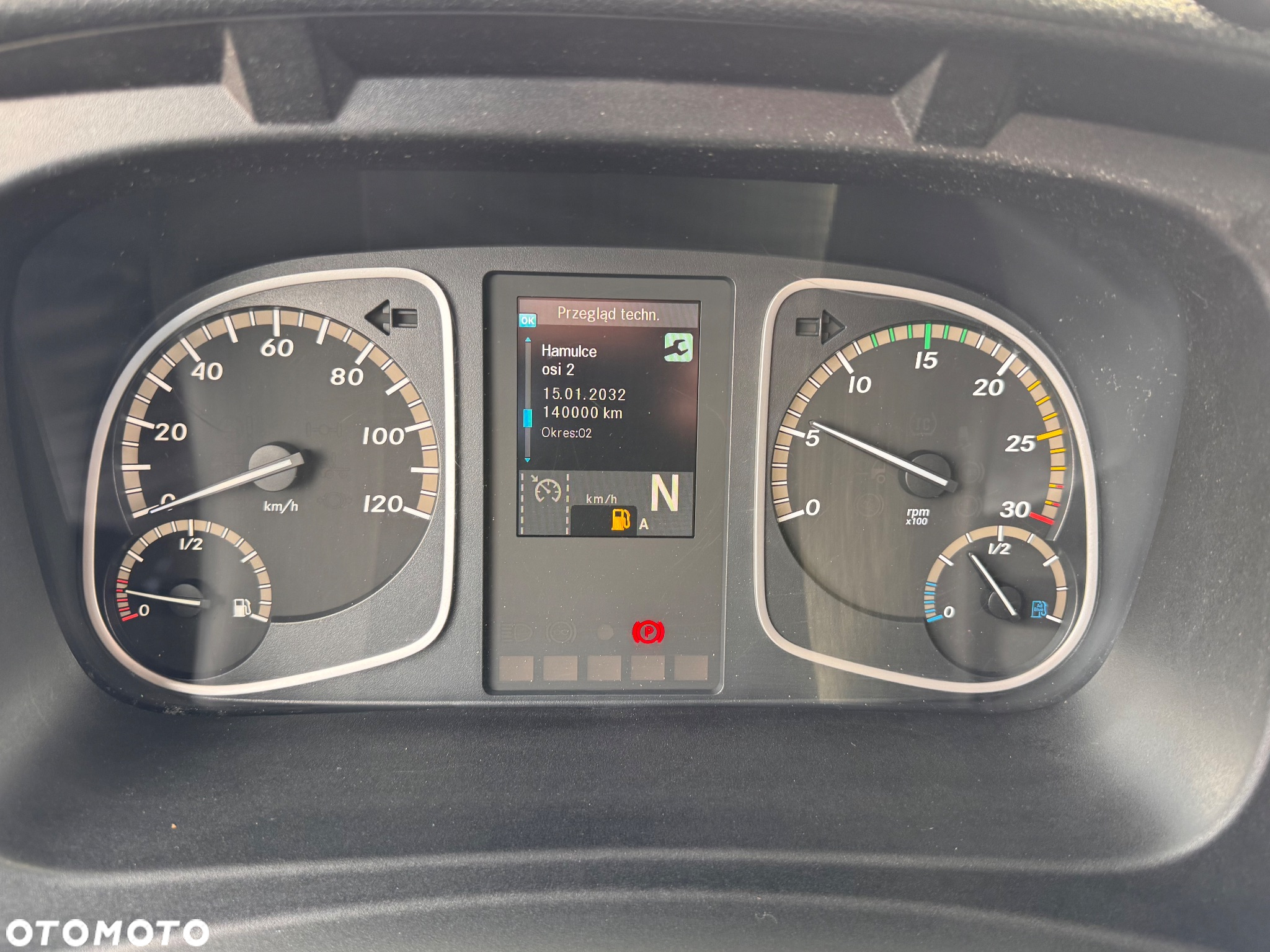 Mercedes-Benz ATEGO - 33
